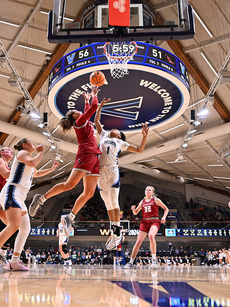 Group photo of Saint Joseph's University's women's basketball team