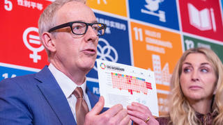 David Steingard, Ph.D., associate professor of management and director of the SDG Dashboard, presenting at the 2020 World Economic Forum