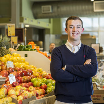SJU Food Marketing MBA student in grocery store